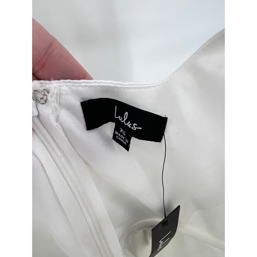 Lulus White Satin Bubble Hem Mini Dress Sleeveless Scoop Neck XL New - Picture 5 of 9